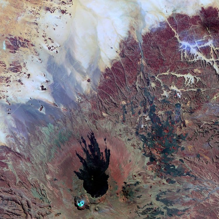 A familiar image of N'Djamena phone numbers