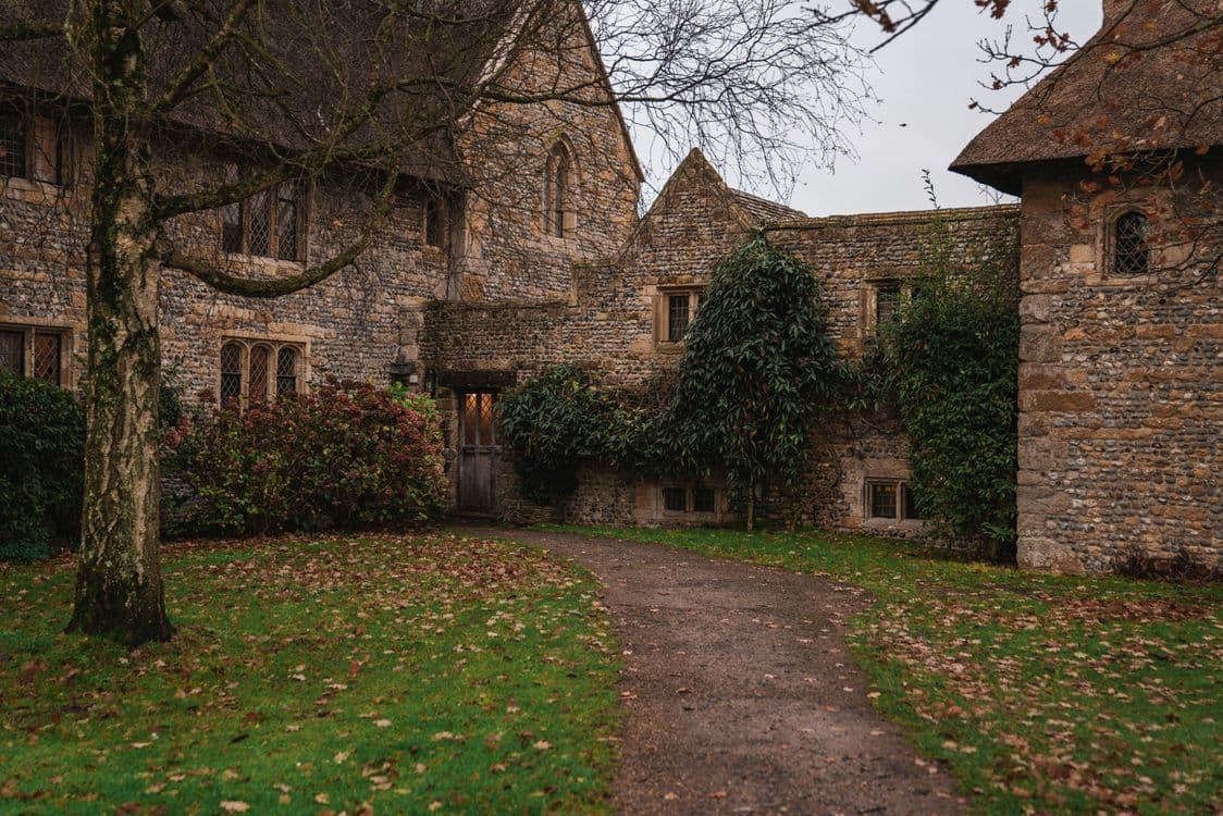 A familiar image of Weybridge phone numbers