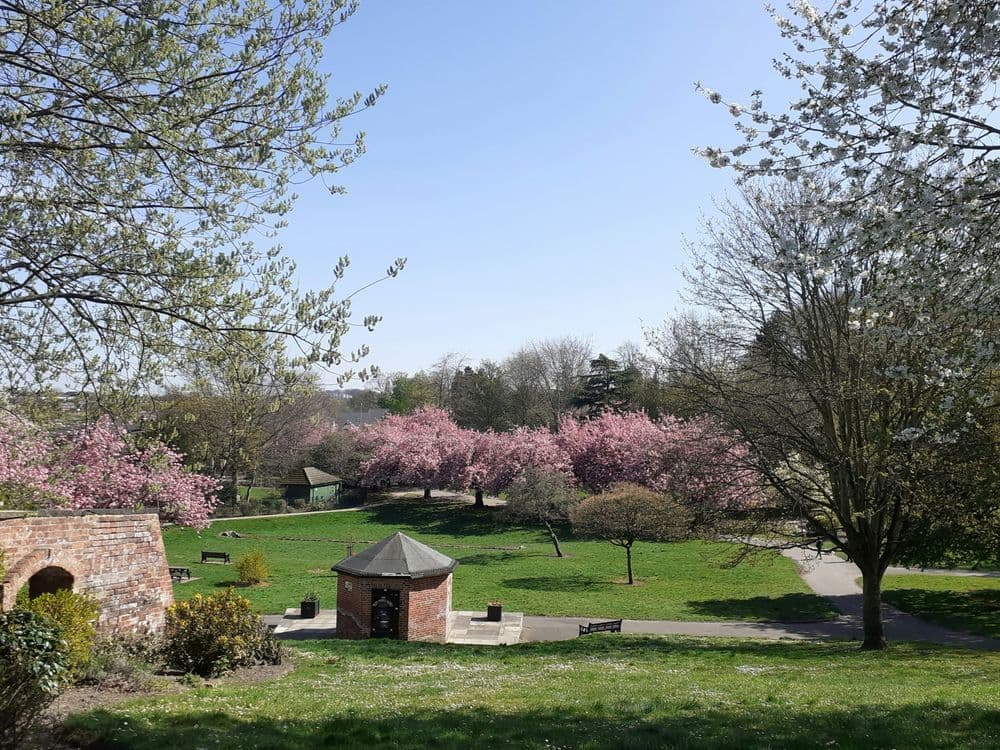 A familiar image of Pontefract phone numbers